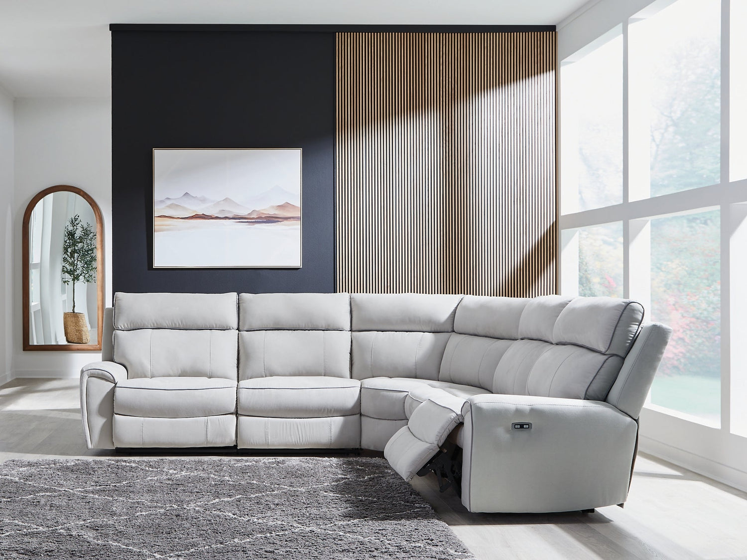 Living Room > Reclining Furniture