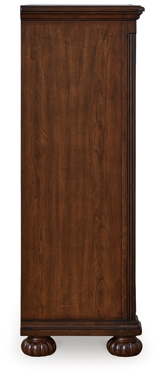 Lavinton California King Poster Bed with Mirrored Dresser and Chest